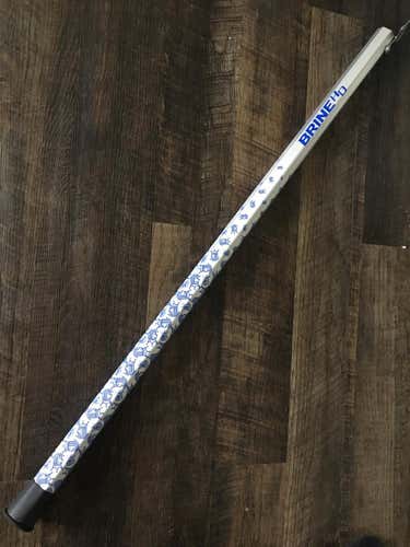BN Brine Swizzbeat HD - BLUE (w/ tag & screw)