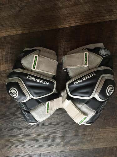 Used Maverik Combine Mid Lacrosse Arm Guards (black)