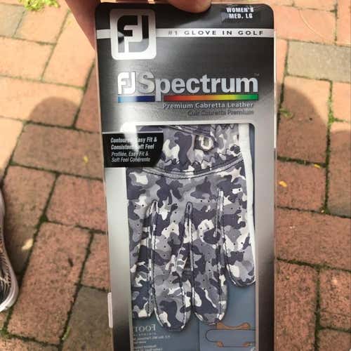NEW - FootJoy Spectrum Women's Medium/Large Grey Camo Left Hand Golf Glove - Right Hand Golfer