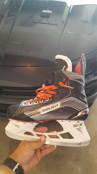 Almost new Bauer X800 WILL TRADE FOR SKATES OR STICKS
