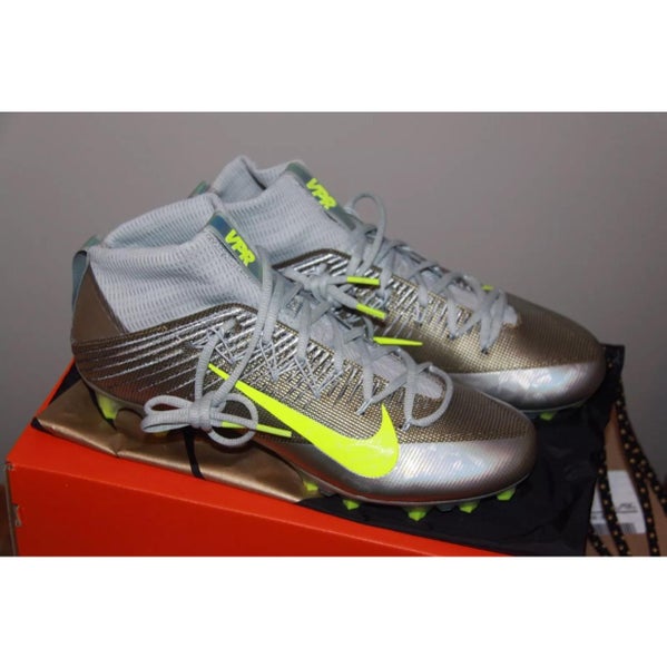 NEW Nike Vapor Untouchable 2 Cleats 824470 010 Football sz 11.5 $200 w/ bag BLOWOUT SALE!!!!