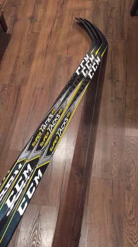 2 pack - CCM Supertack 2.0 RH 75 flex P49