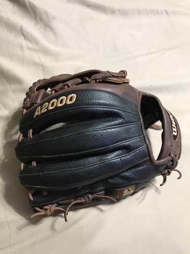 Wilson A2000
