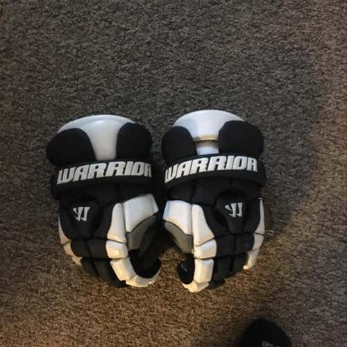 Warrior Riot II gloves Size 14