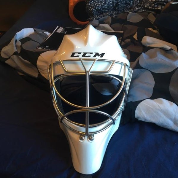 Large CCM 9000 Goalie Mask (Brand New)