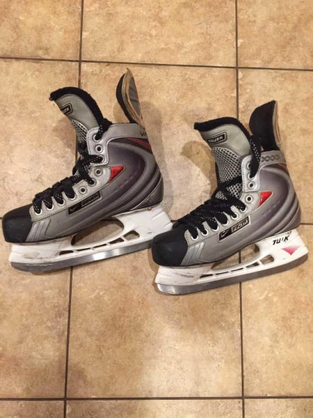 Bauer Vapor XXXX Lightspeed 2's Great Condition!