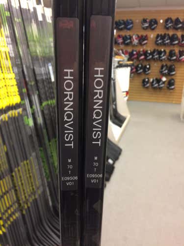 (2-Pack) CCM Ribcor Reckoner RH-70 flex Patric Horqvist Pro Stock
