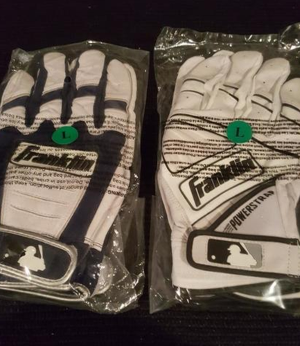 Batting gloves