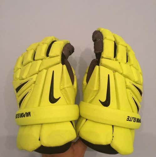 LE Volt Vapor Elite Gloves 13"