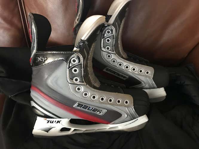 Bauer Vapor x7.0 Skates 8EE