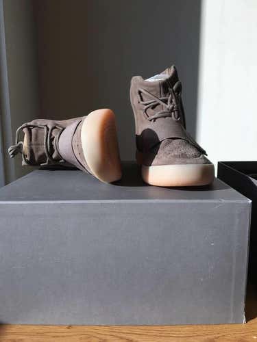 Adidas Yeezy 750 Boost