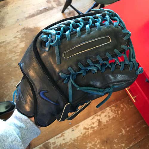 Nike Baseball Glove 12.5 Inch