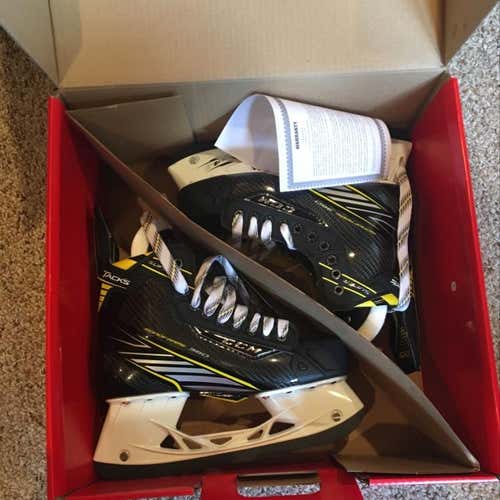 Brand New Super Tacks Skates 8D