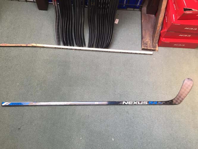 New Lefty Bauer Nexus 1N 82 Flex 8153-3 Grip Pro Stock NCAA