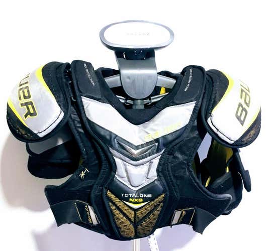 Bauer Supreme TotalOne NXG Shoulder Pads - Medium - Excellent condition