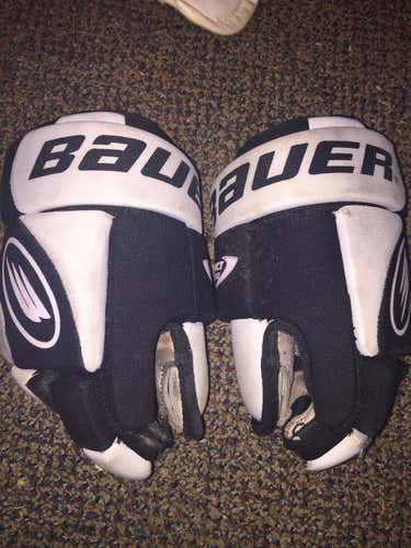 Bauer Junior 9” Gloves