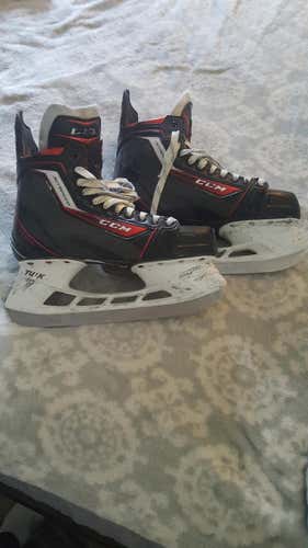Pro stock CCM Jetspeeds, Bones, 10D/A, new Step Steel