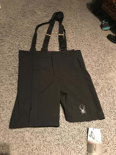 Spyder Training Shorts Size: Large