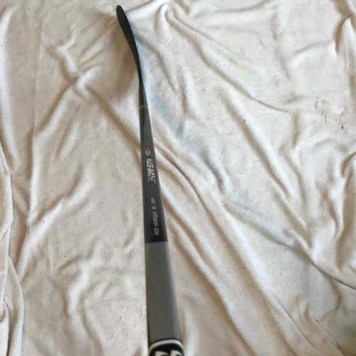 Warrior dynasty HD4 RH 85 Flex grip W03 Stick