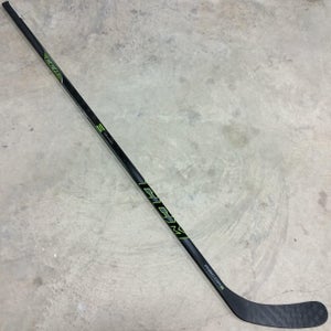CCM Ribcore Reckoner Pro Stock Hockey Stick Grip 85 Flex Left H11A 6784