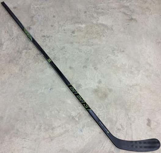 CCM RibCor Reckoner Pro Stock Hockey Stick Grip 100 Flex Left P90 FAKSA 6789