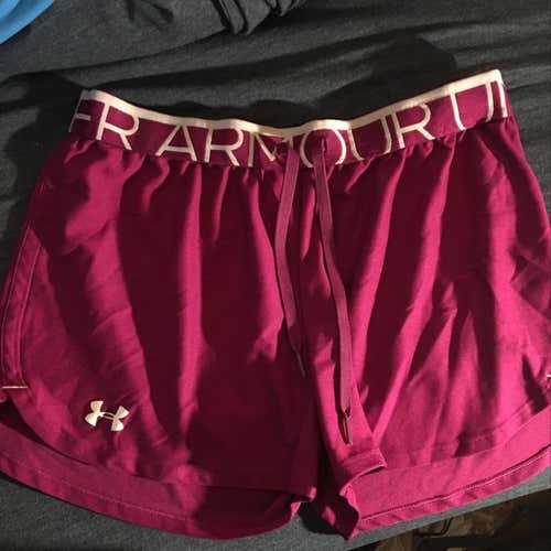 UA Women's Shorts Small