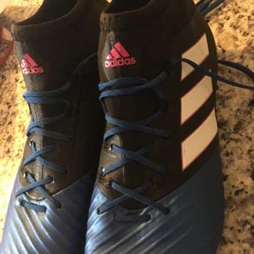 Adidas Blue And Black 17.2