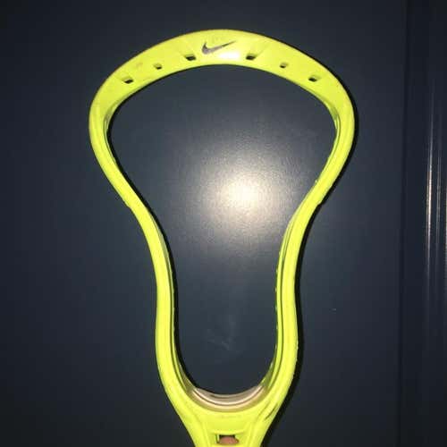 GC Nike Lakota