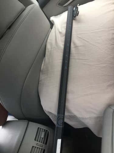 Maverick Hyperlite brand new lacrosse shaft