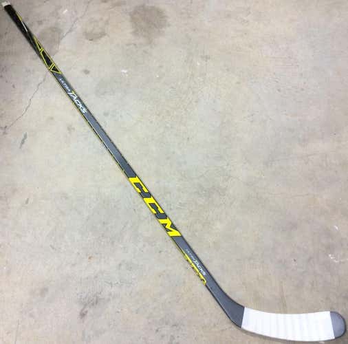 CCM Ultra Tacks Pro Stock Hockey Stick Grip 90 Flex Left H11 Sakic Hall 6996