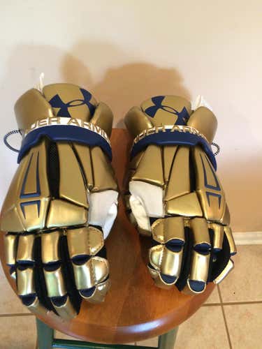 Notre Dame Under Armour Gloves