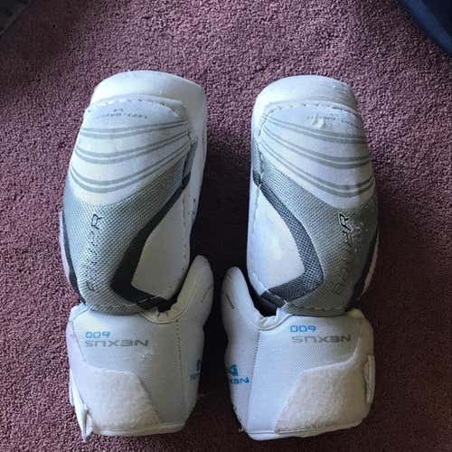 Bauer Nexus 600 Senior Small Elbow Pads
