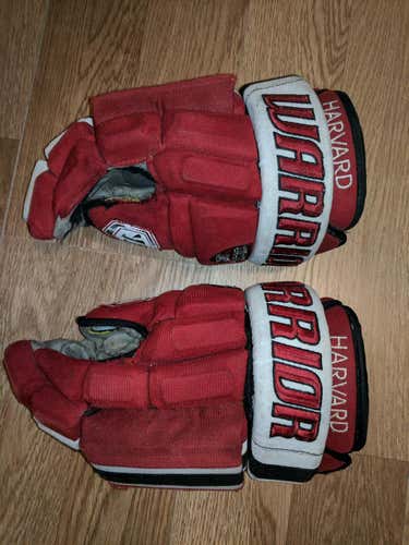Warrior Harvard Crimson gloves