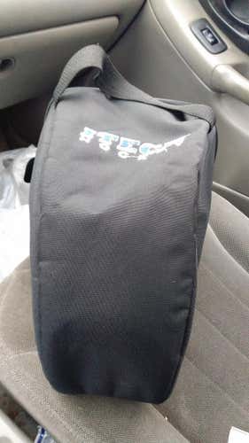 Goalie mask bag