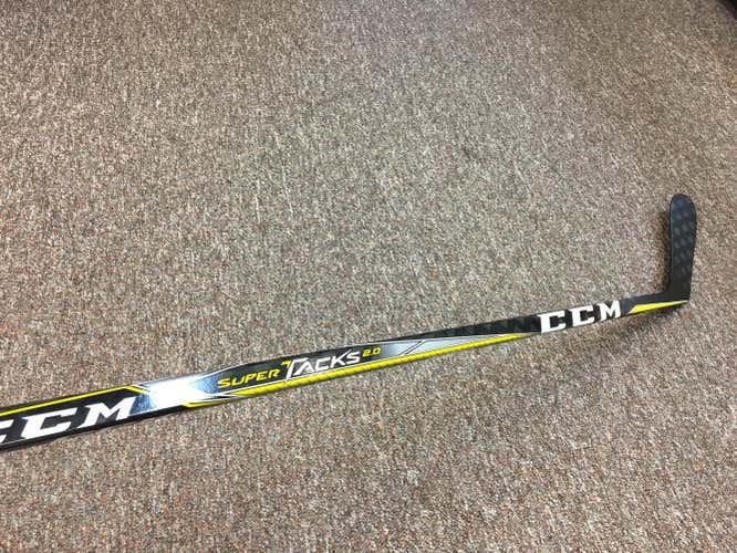 4 Brand New CCM supertack 2.0 grip stick p6 curve ( heel) 85flex LH 400.00