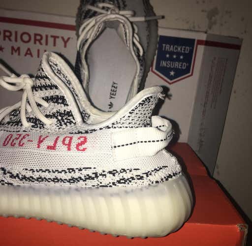 fake* Yeezy 350 Boost