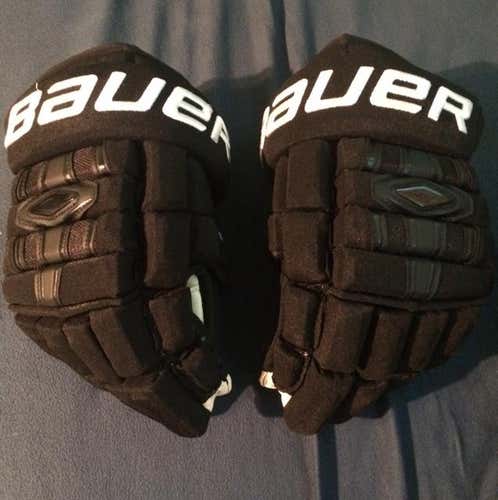 Bauer Nexus Pro Stock Gloves