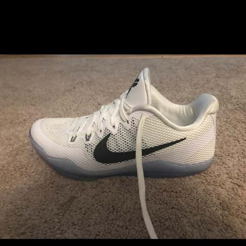 Kobe 11 White