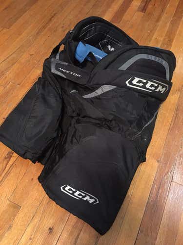 CCM Vector 06 Vdry Men's Large Hockey Pants