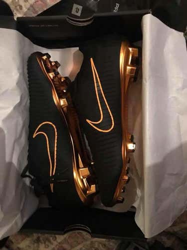 Nike Ultra Flyknit US 10.5