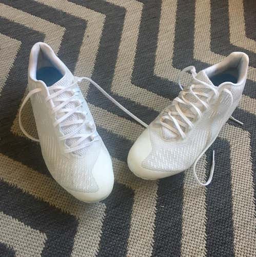 Prototype Burn X Low Cleats