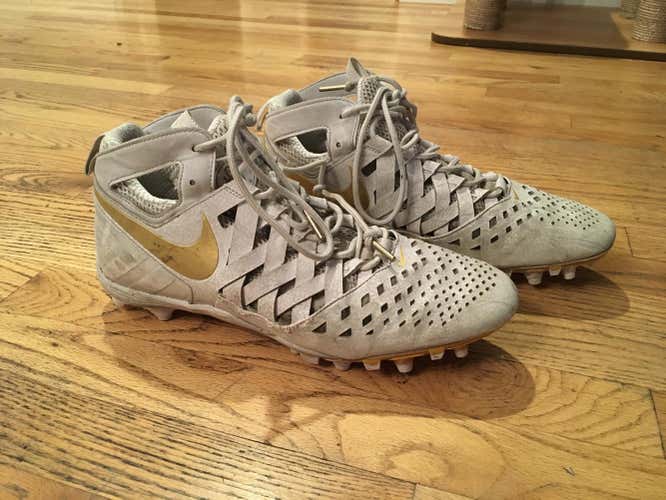 LE NIKE HUARCHE TROPHY PACK