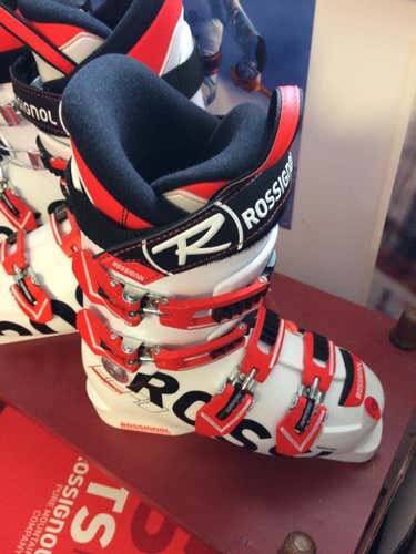 New Rossignol WC 70 flex Race Boot 22.5