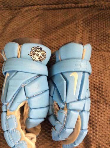 UNC Games Used Gloves