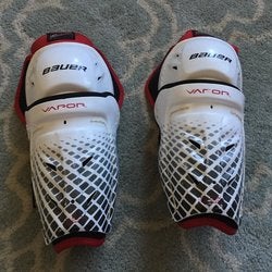 Bauer Vapor Lil Rookie Shin Pads, Youth, Size 8.5