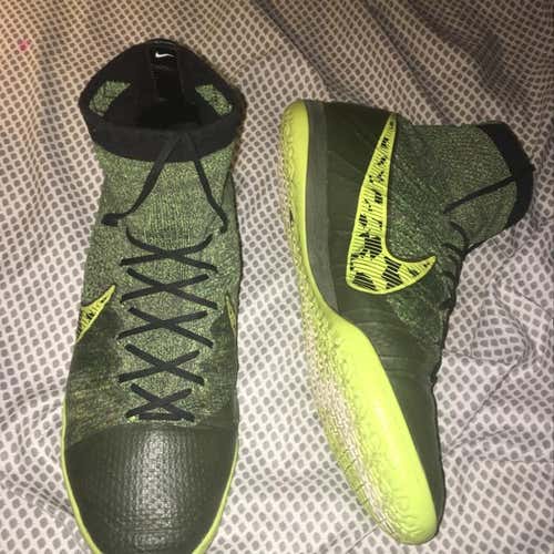 Nike Superfly Elastico sz. 8.5 US