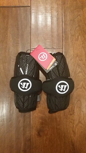 Warrior Burn 15 Lacrosse Arm Guards - Medium