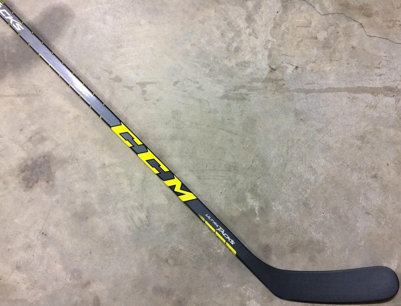 Vintage EASTON Ultra Lite Graphite Junior Hockey Stick Shaft - Very Rare