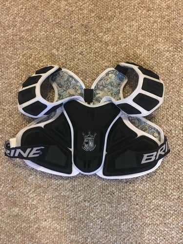 Brine King IV Shoulder Pad