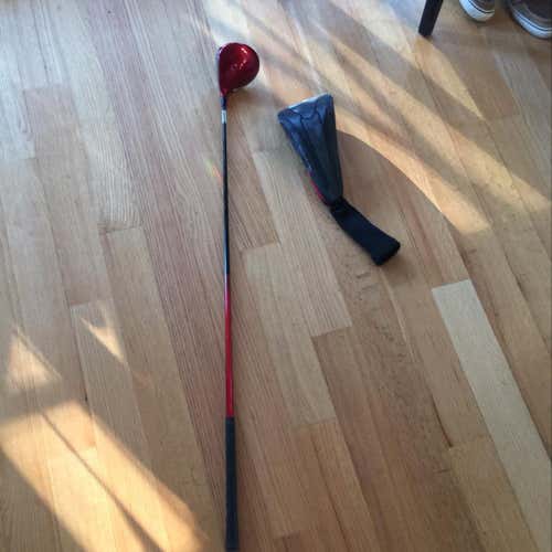 Nike Covert Driver Good Condition right Hand Red Driver With Head Cover